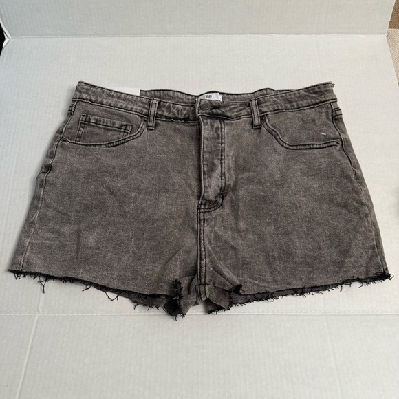 bp Black Jean Shorts High-Waisted Distressed 33 NEW WITH TAG - Picture 1 of 5